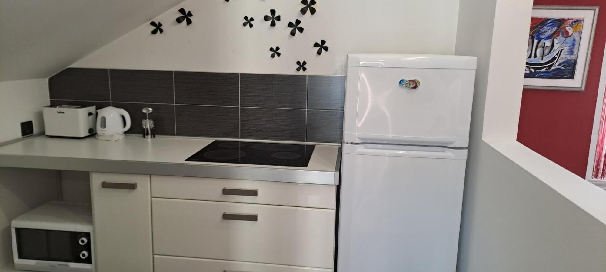Apartments Laura เซนญ์ ภายนอก รูปภาพ