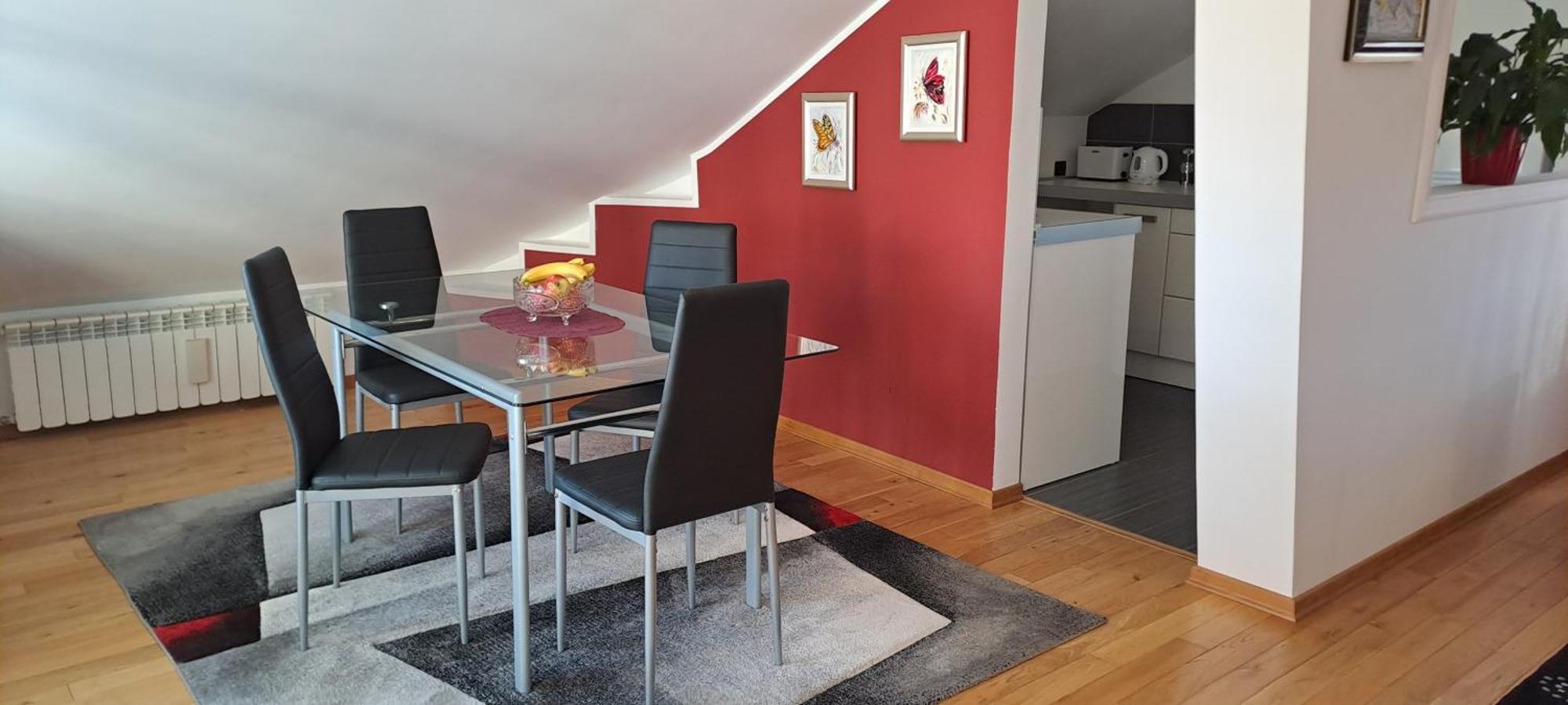 Apartments Laura เซนญ์ ภายนอก รูปภาพ