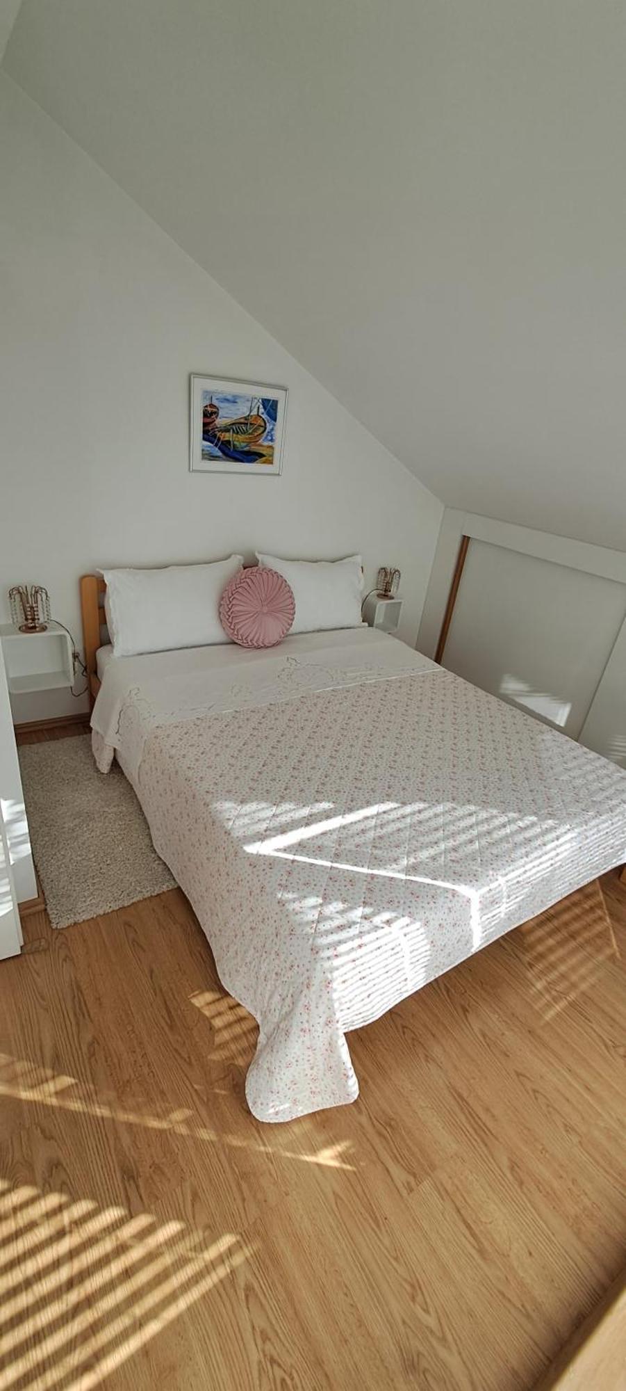 Apartments Laura เซนญ์ ภายนอก รูปภาพ